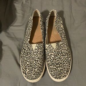 Cheetah Print Toms